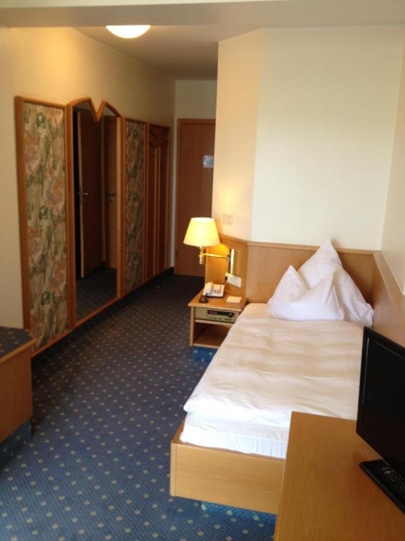 Hohenzollern Hotel Bad Neuenahr-Ahrweiler Room photo